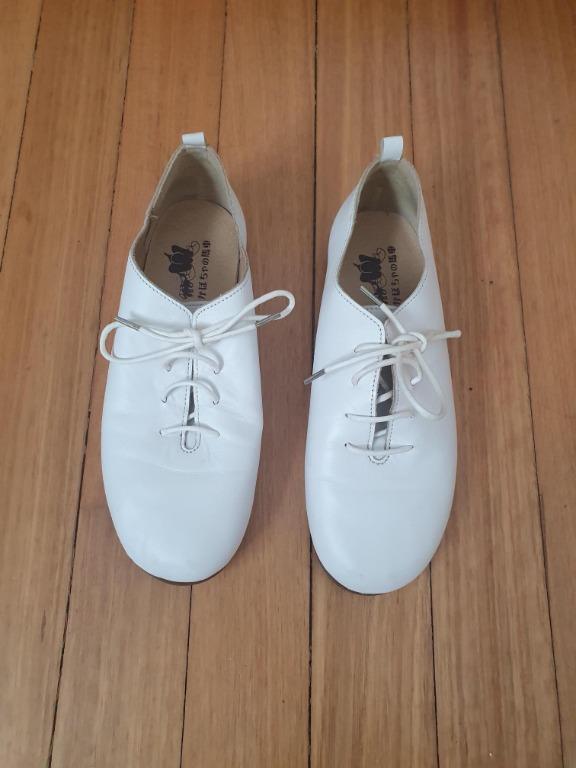 White colour on sale leather shoes