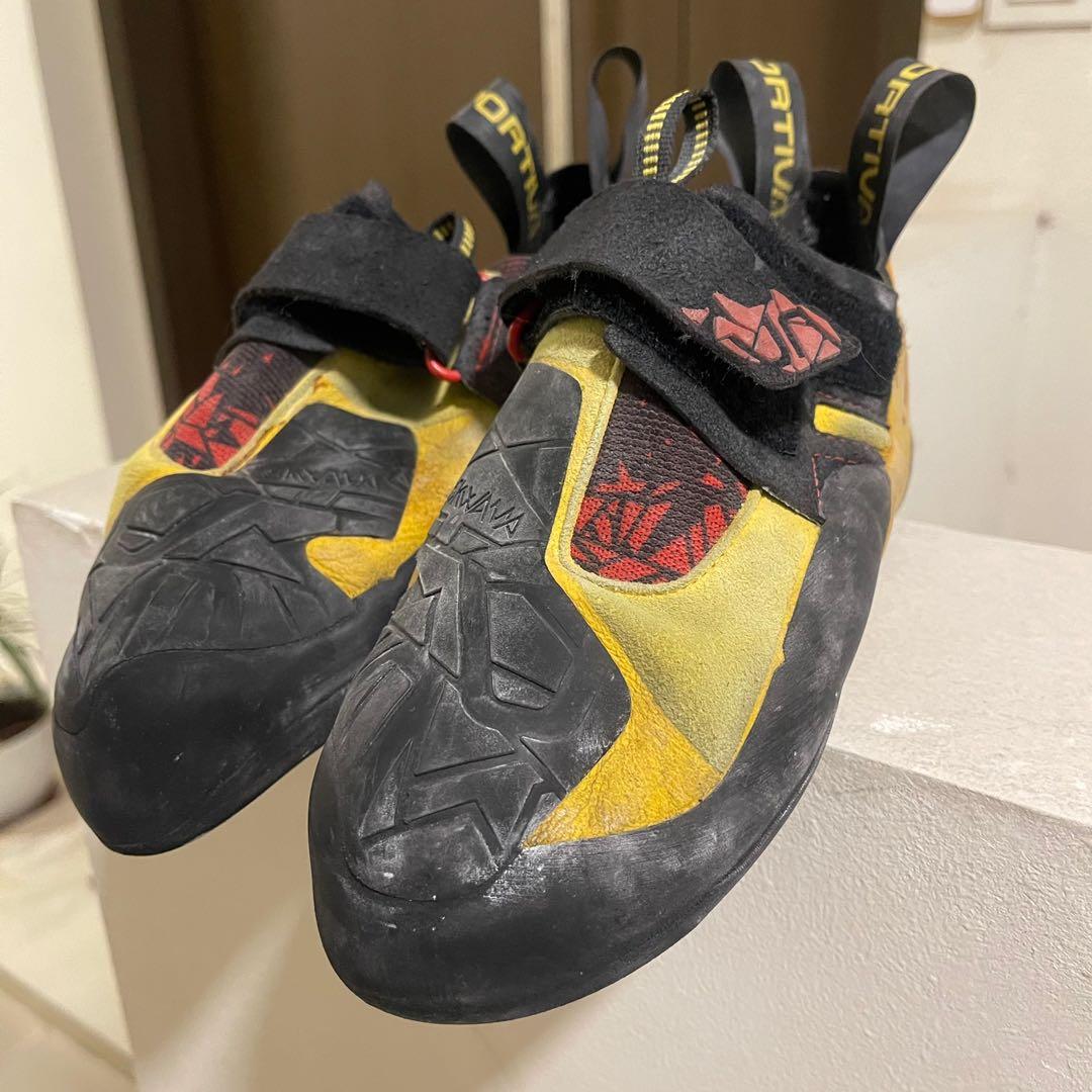 Aggressive bouldering shoes top