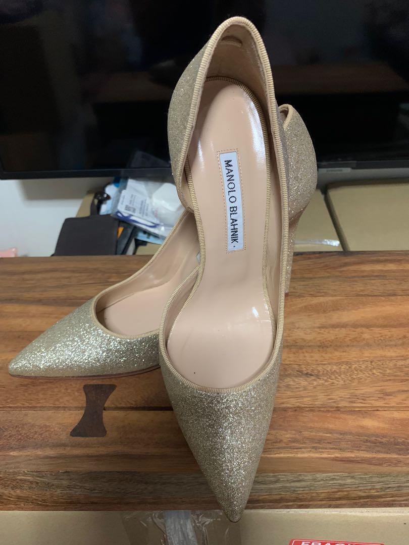 Gold manolo hotsell blahnik heels