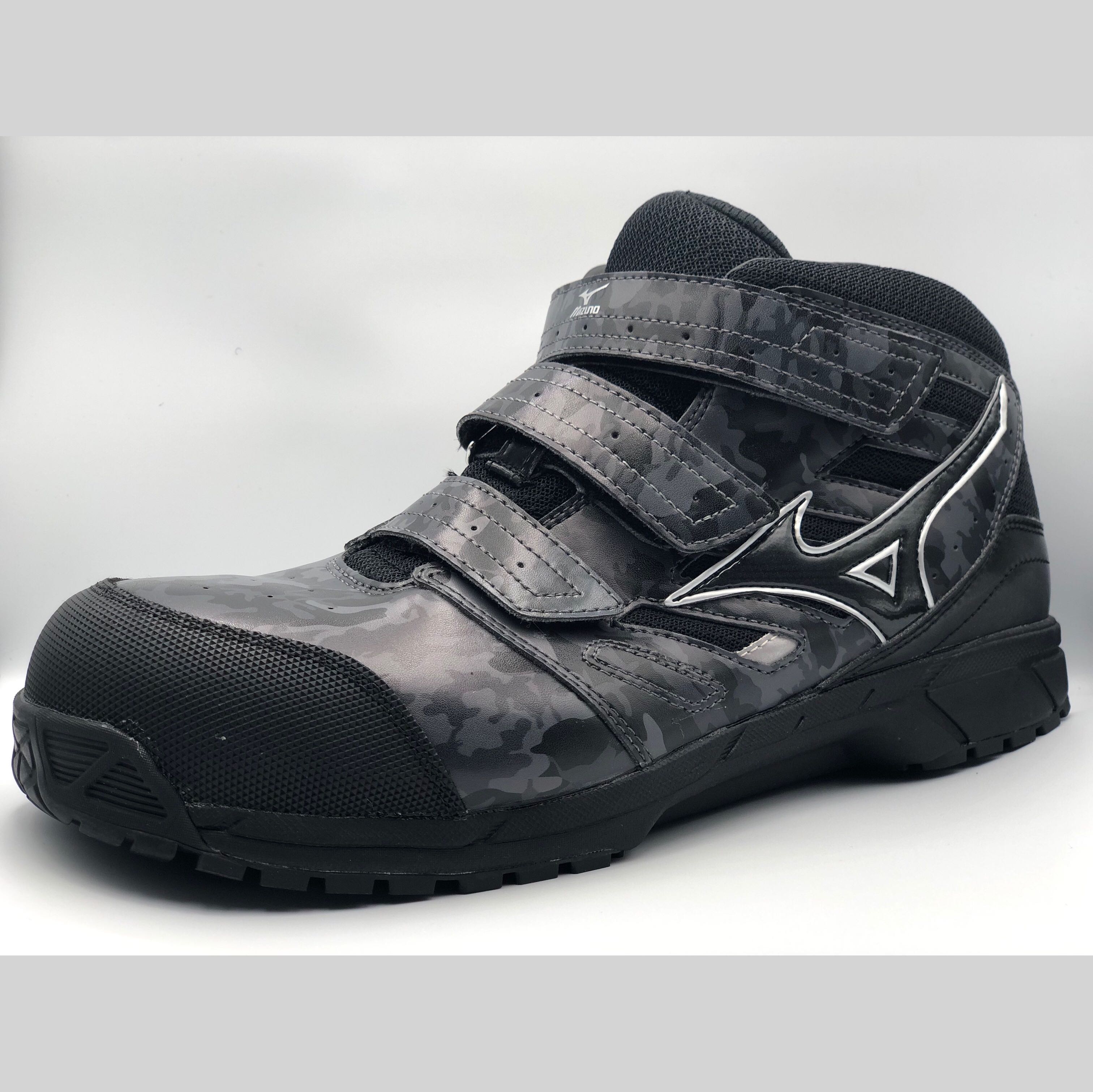 Mizuno safety shoes Clearance