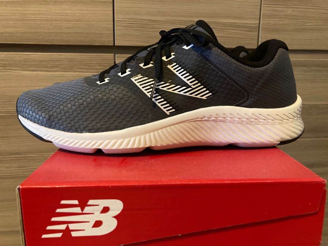 New Balance 日系超輕跑鞋M413CD1 (Size: US10), 男裝, 鞋, 波鞋- Carousell
