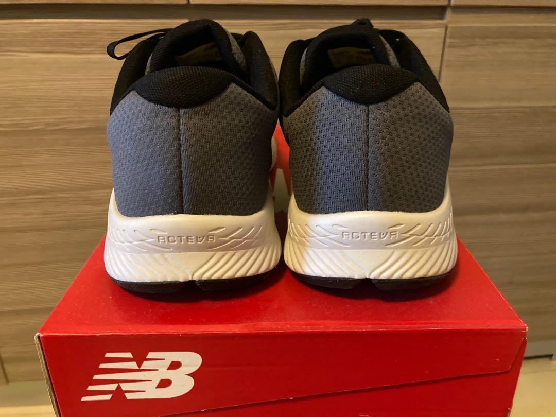 New Balance 日系超輕跑鞋M413CD1 (Size: US10), 男裝, 鞋, 波鞋- Carousell