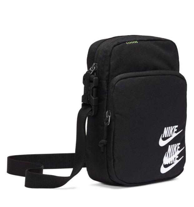 Nike Crossbody Bag Medium, Men's Fashion, Bags, Sling Bags on Carousell