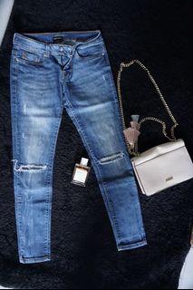 No #BrandSale ripped jeans