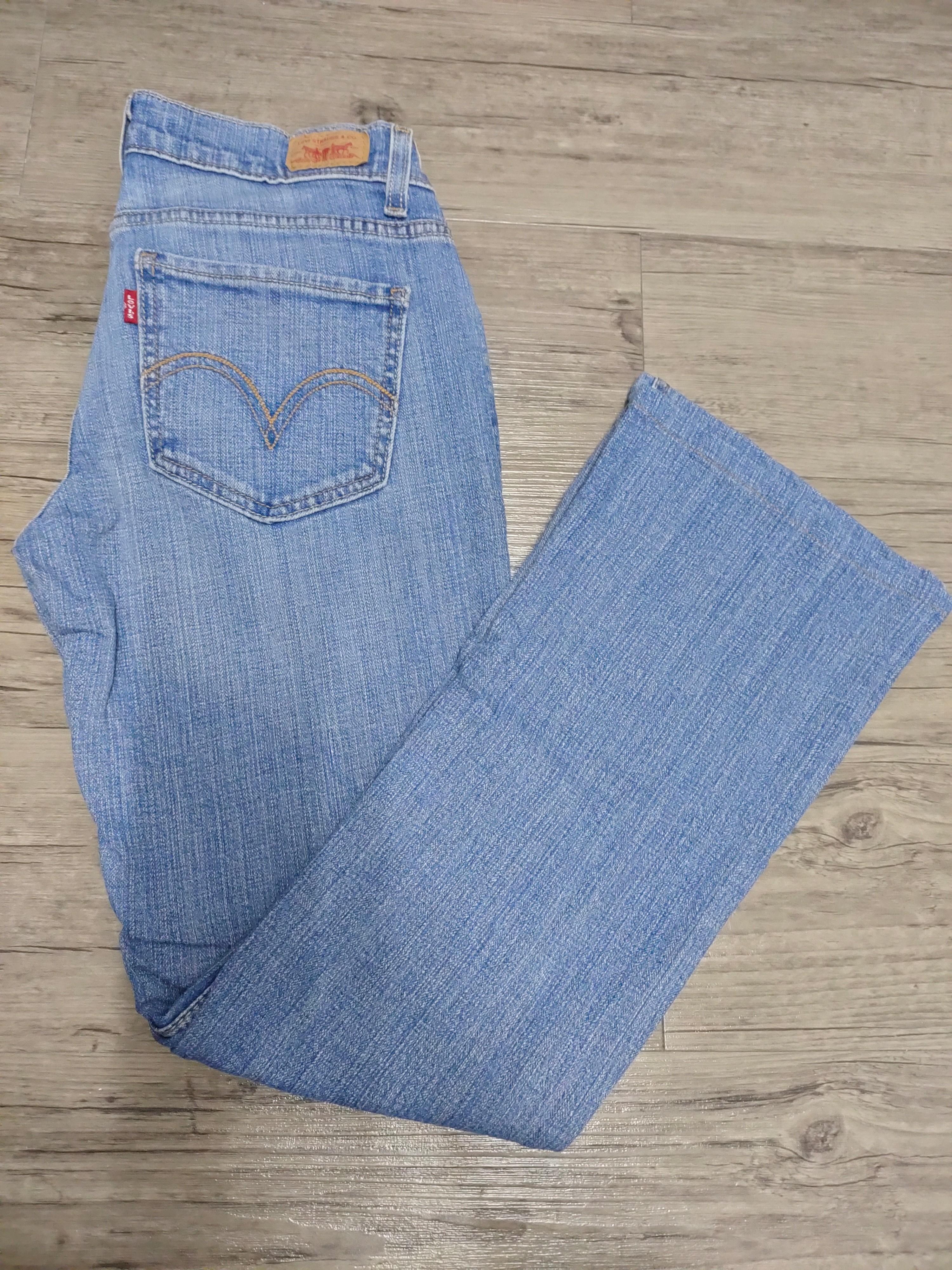 levis 524 bootcut, Women's Fashion, Bottoms, Jeans & Leggings on Carousell