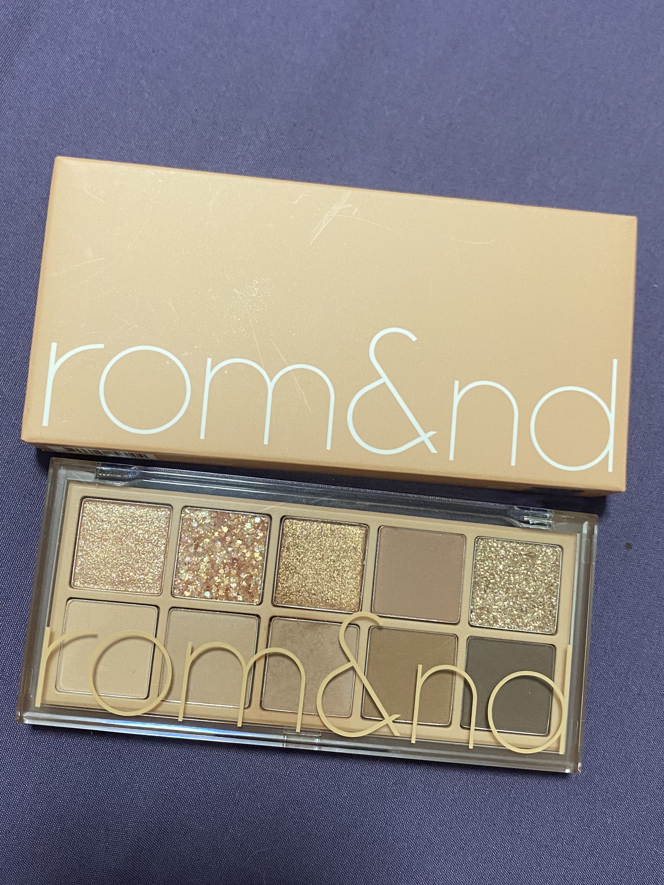 Romand eyeshadow palette, Beauty & Personal Care, Face, Makeup on Carousell
