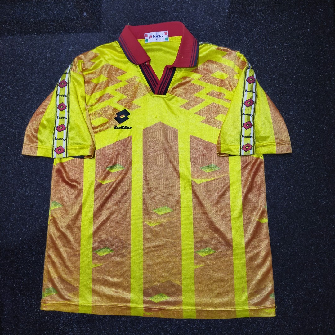 Sarawak Jersey 1997 Template, Men's Fashion, Tops & Sets, Tshirts ...