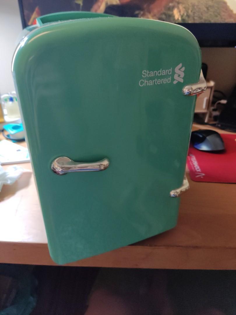 SC mini fridge, TV & Home Appliances, Kitchen Appliances, Refrigerators