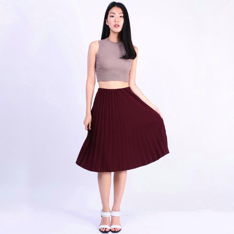 Uniqlo maroon skirt cheap
