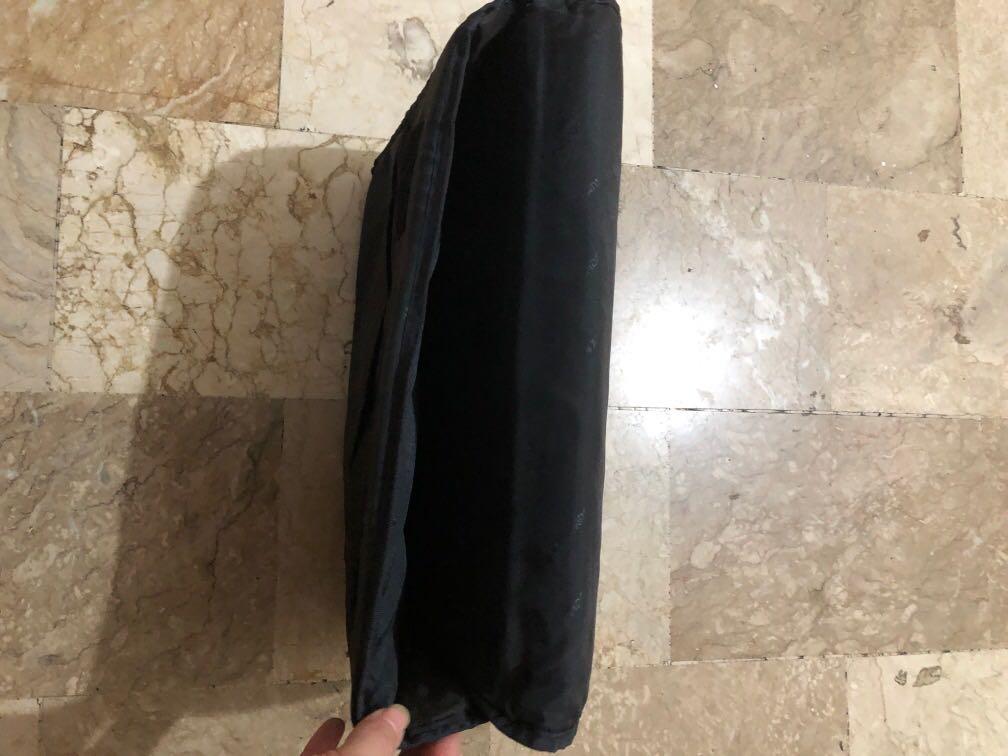 13” Black Laptop Sleeve (Category: Laptop Bags & Sleeves) located in Manila. Submitted by alienauntie (Listing ID 1104150560, Image 3). Description: .