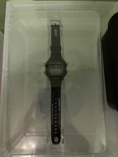 (Category: ) located in . Submitted by thrifting_ave (Listing ID 1104224377, Image 1). Description: .