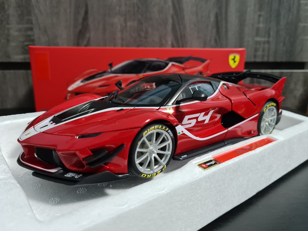 Bburago Signature Series Ferrari FXX K Evo 1 18 Hobbies Toys