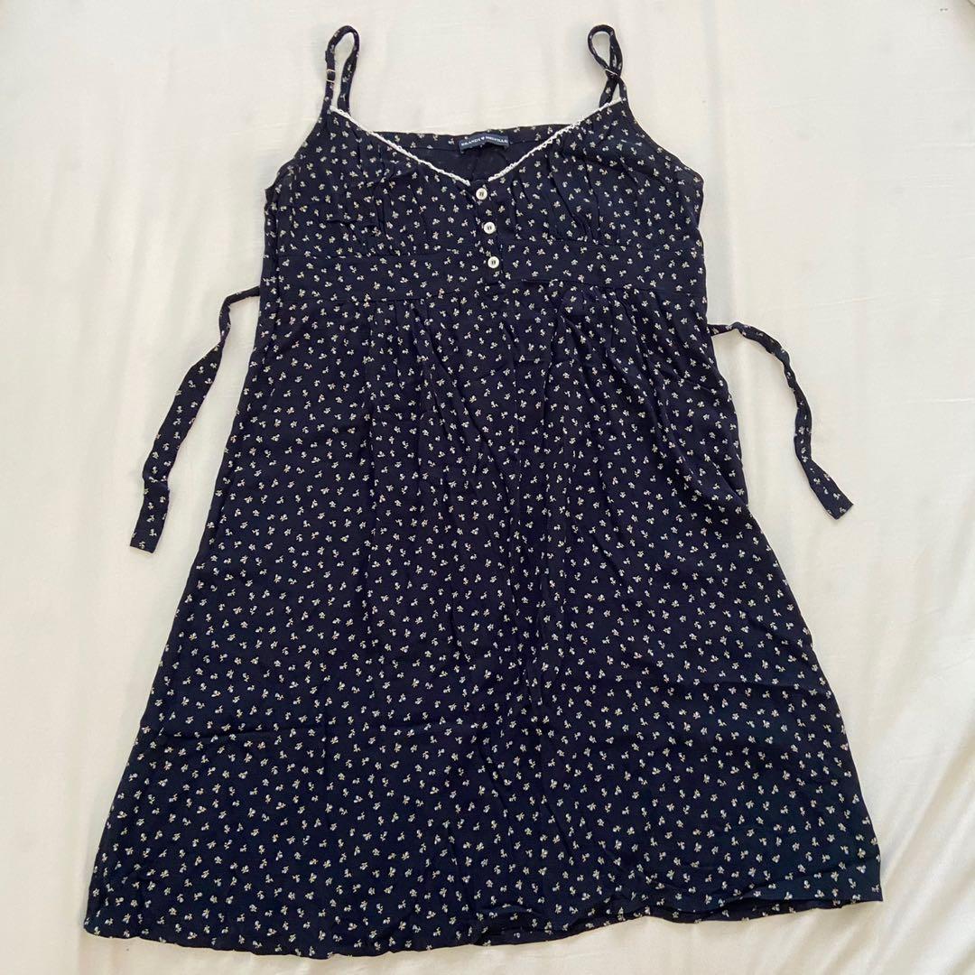MAJOR LF ISO BRANDY MELVILLE FLORAL ARIANNA DRESS BLUE, Women's Fashion,  Dresses & Sets, Dresses on Carousell
