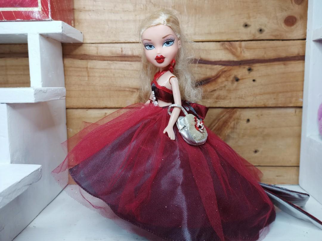 Bratz ball store