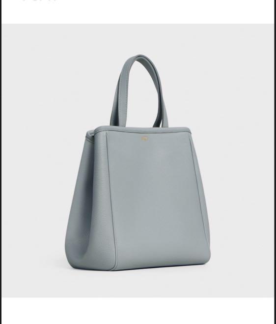 Folded cabas store