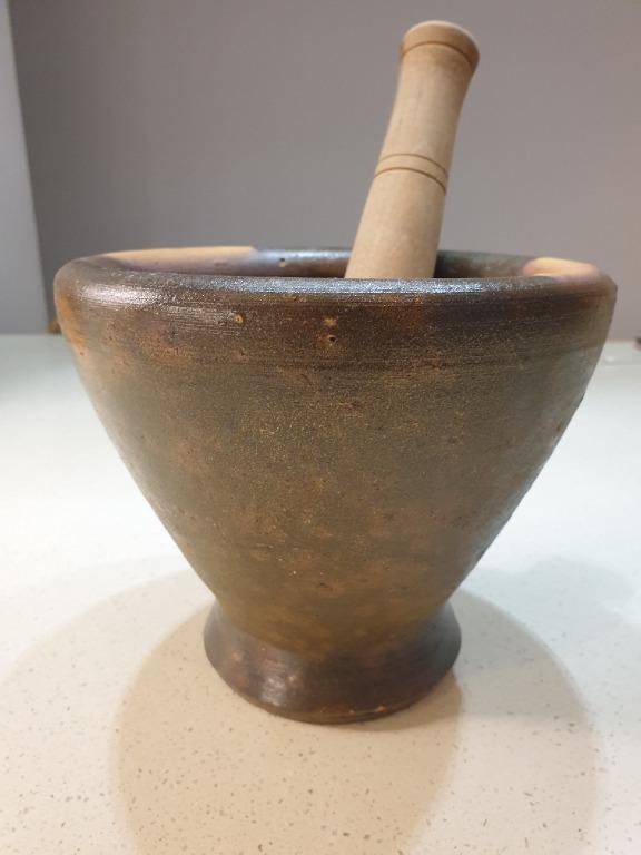 Clay Mortar and Pestle Thailand, for making Papaya Salad (Som Tam), Furniture & Home Living