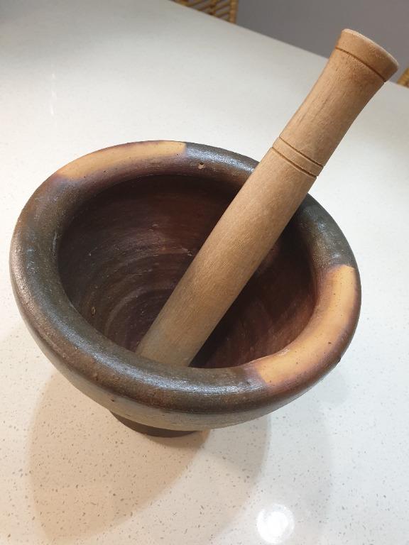 Clay Mortar and Pestle Thailand, for making Papaya Salad (Som Tam), Furniture & Home Living