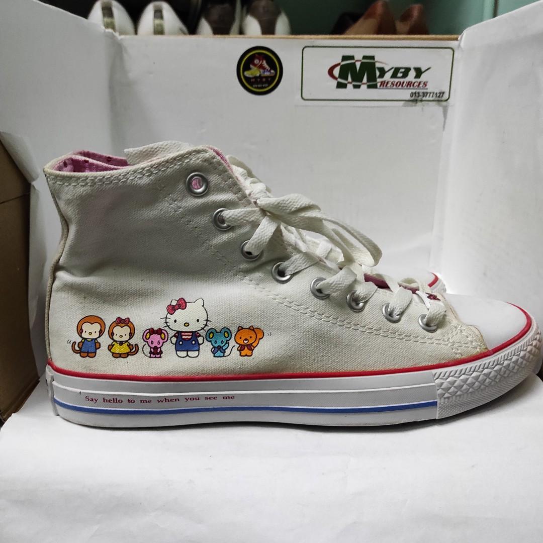 Hello kitty converse shop 7.5