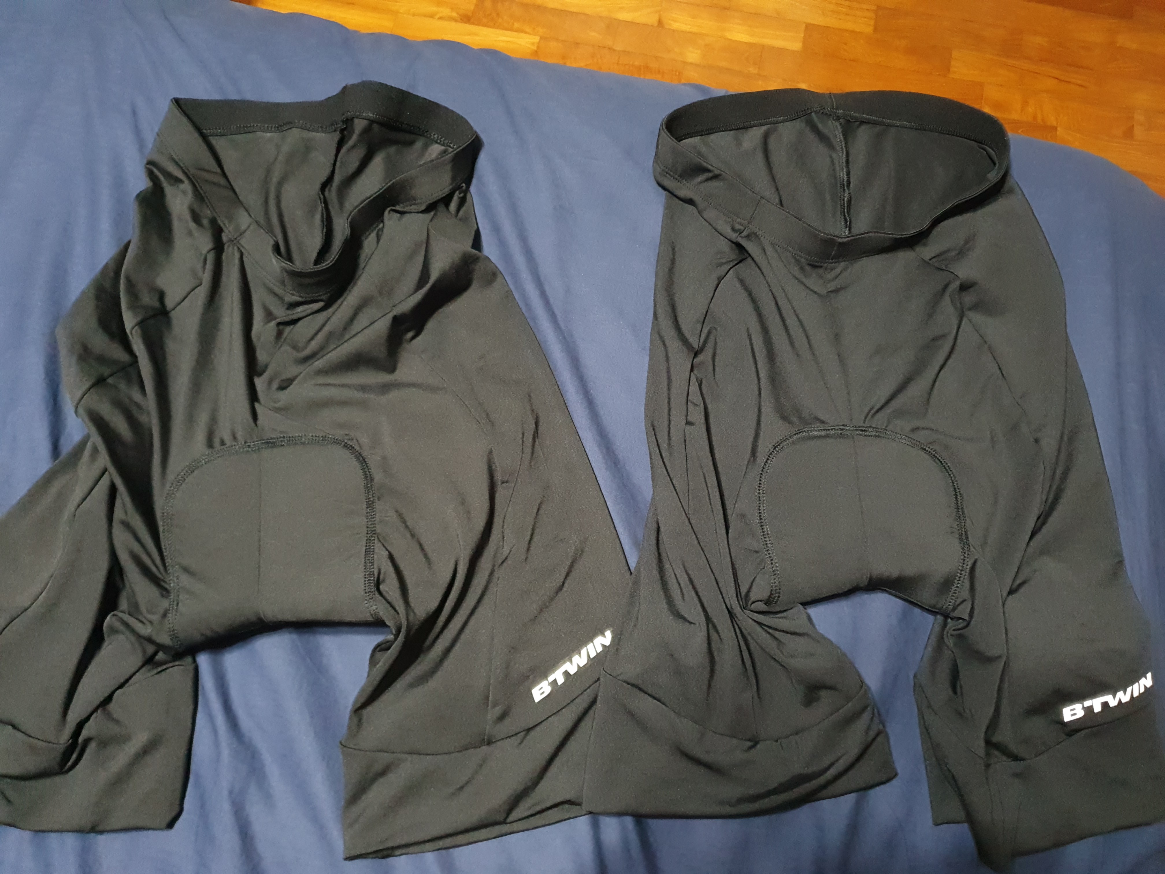 Decathlon BTWIN cycling shorts., Men's Fashion, Bottoms, Shorts on