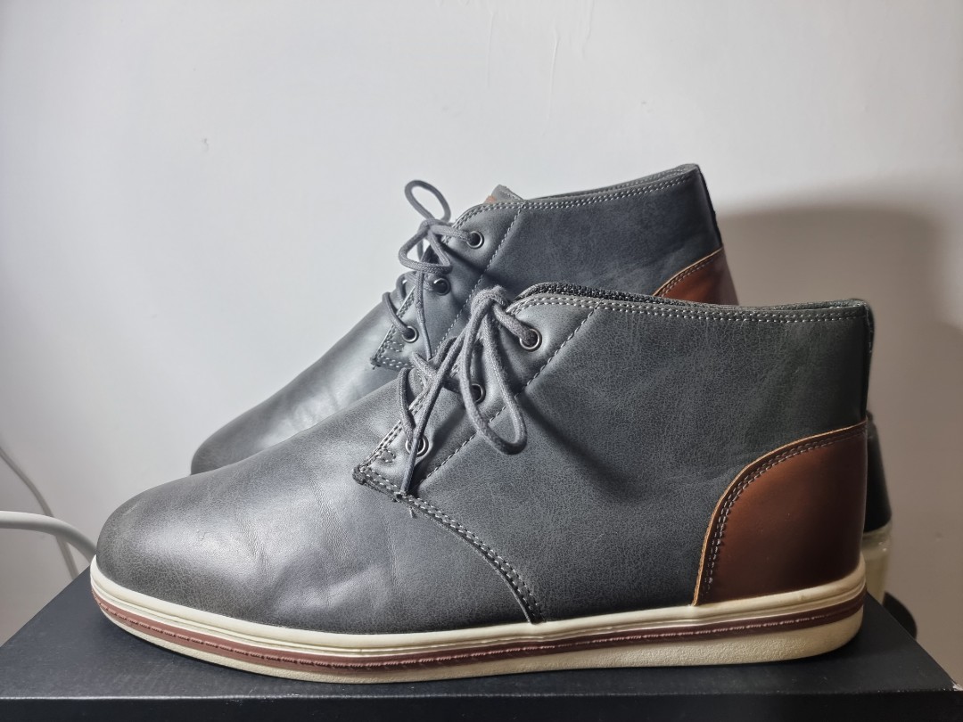 dexter chukka boots