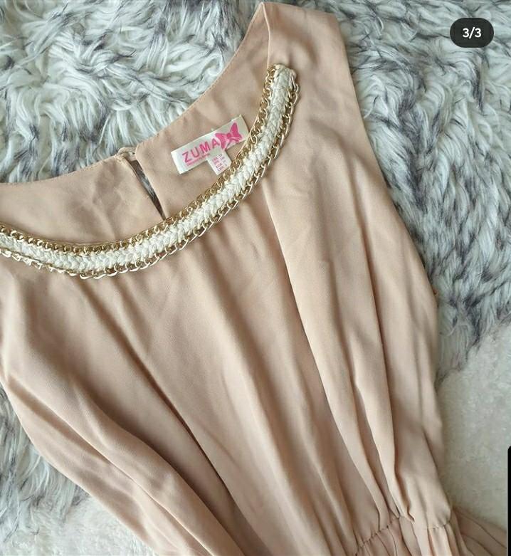Elegant nude formal dress (Category: Dresses) located in Paranaque City. Submitted by aaanggeee (Listing ID 1104159654, Image 2). Description: Waistline: 26" - 32" Length: 33".