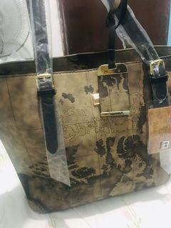 (Category: ) located in . Submitted by jpanpreloved (Listing ID 1104198936, Image 1). Description: .