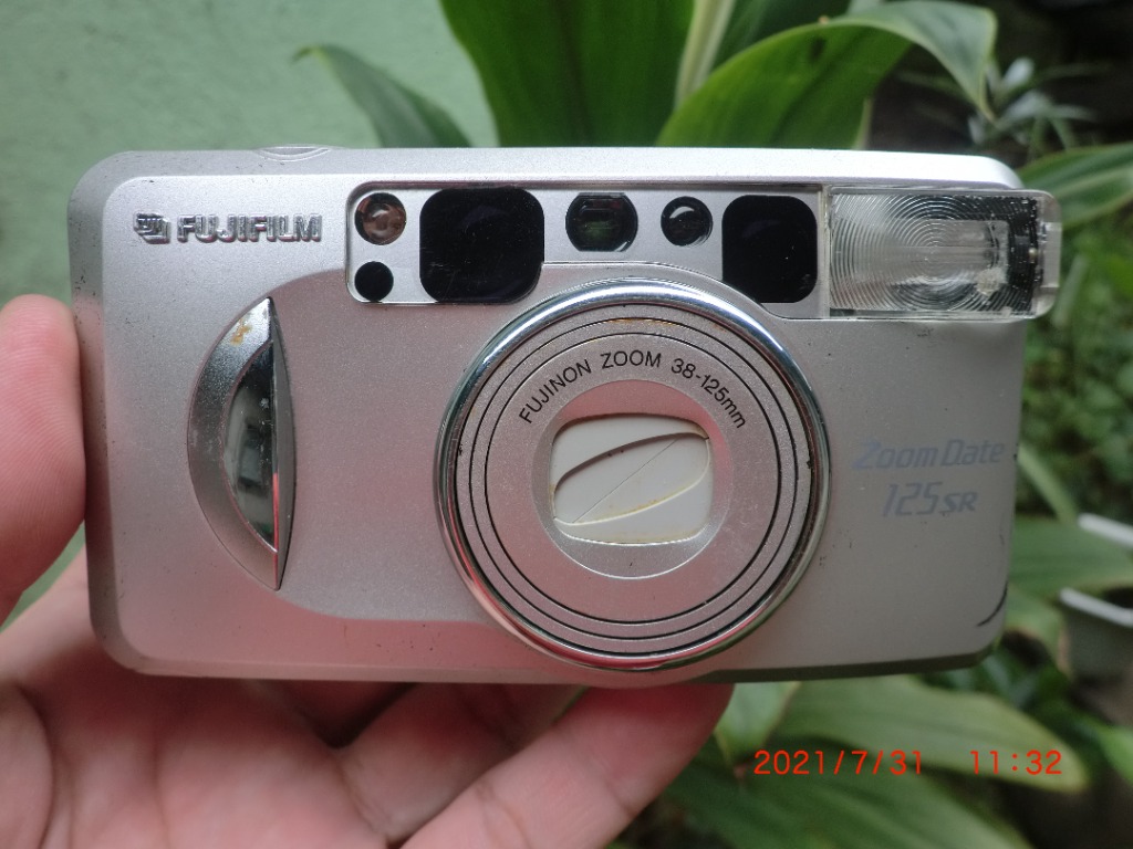 Fujifilm Zoom Date 125SR, Photography, Cameras on Carousell