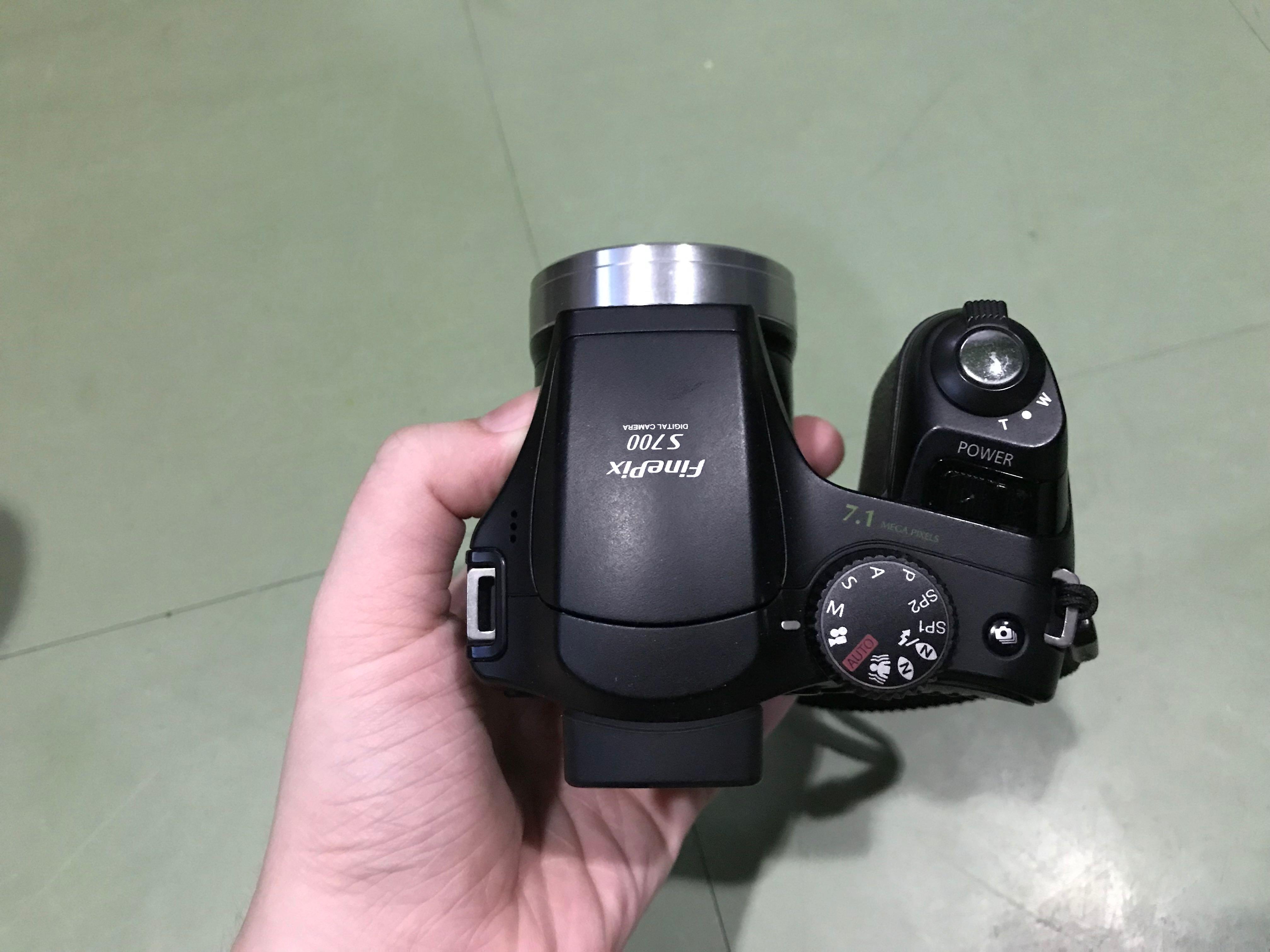 finepix s700
