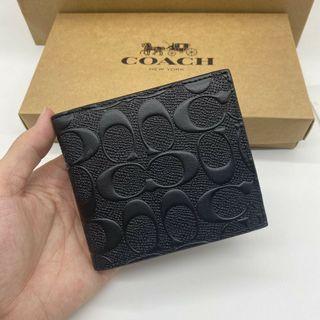 Special 😅TGIF 🎉🎉Coach Leather Wallet with coin purse and card holders