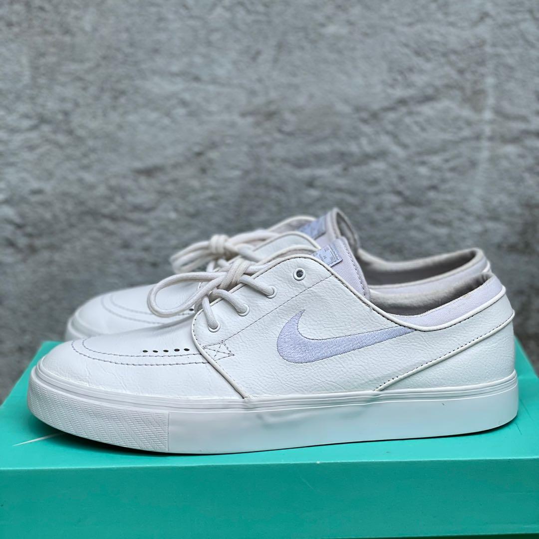 Nike stefan janoski triple white sales