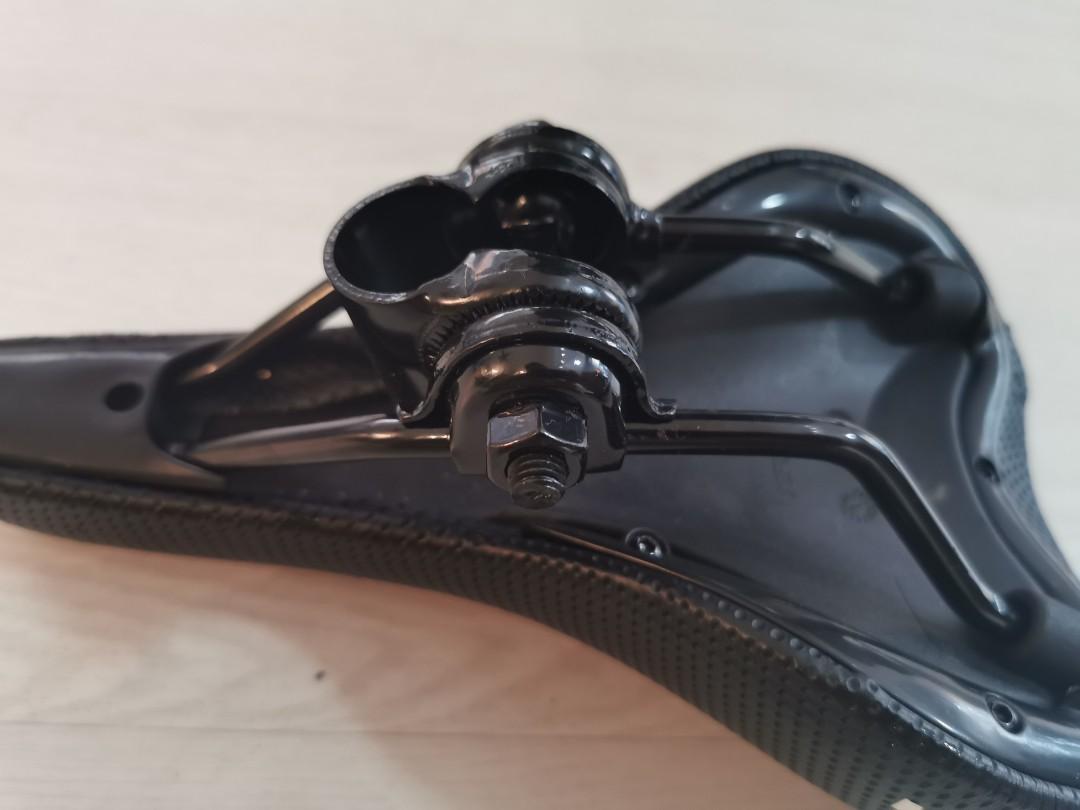 Java bicycle saddle (Category: Parts & Accessories) located in Singapore. Submitted by unknownfred (Listing ID 1104133758, Image 3). Description: Took it out on day 1. Was on JAVA TTS 😊😊.