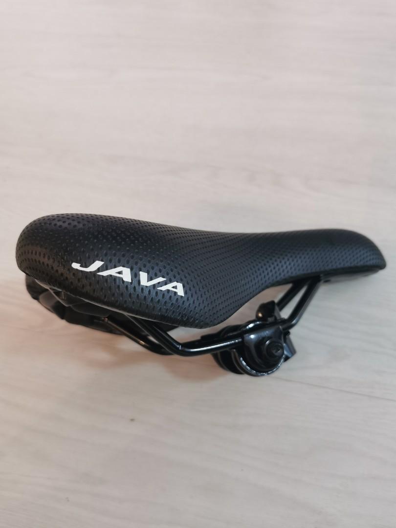 Java bicycle saddle (Category: Parts & Accessories) located in Singapore. Submitted by unknownfred (Listing ID 1104133758, Image 2). Description: Took it out on day 1. Was on JAVA TTS 😊😊.