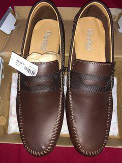 Jual sepatu pria slip on size 44 fladeo original new baru