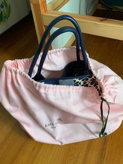 (Category: ) located in . Submitted by iloveshoppingyeah (Listing ID 1104131791, Image 1). Description: .