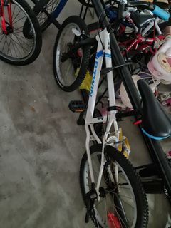 (Category: ) located in . Submitted by alvintay13 (Listing ID 1104201609, Image 1). Description: .