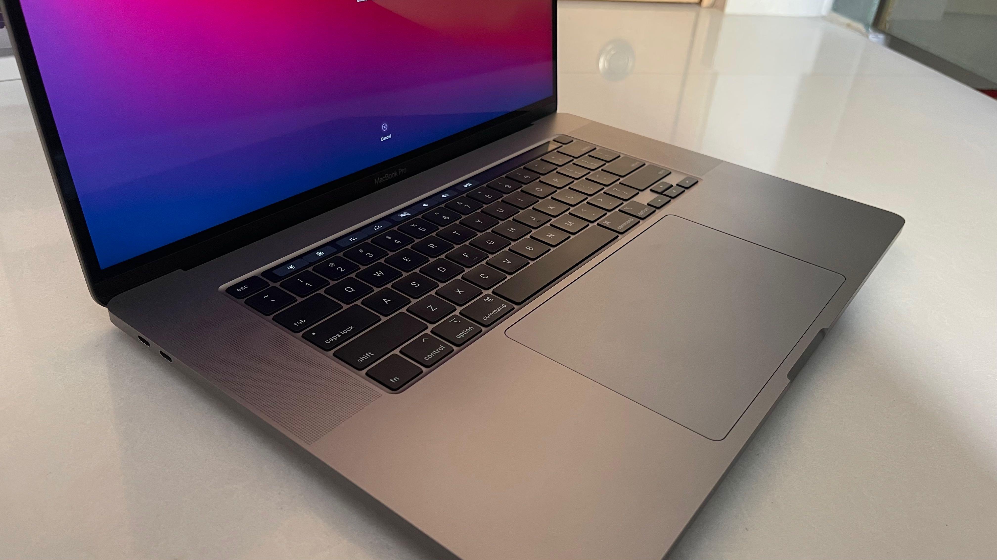 MacBook Pro 16インチ i9/5500/1Tb/アップルケア - ノートPC