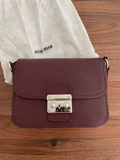 （分類：）位於 。 由 nekoluna 提交（商品編號 1104178112，圖片 1）。簡介： 。