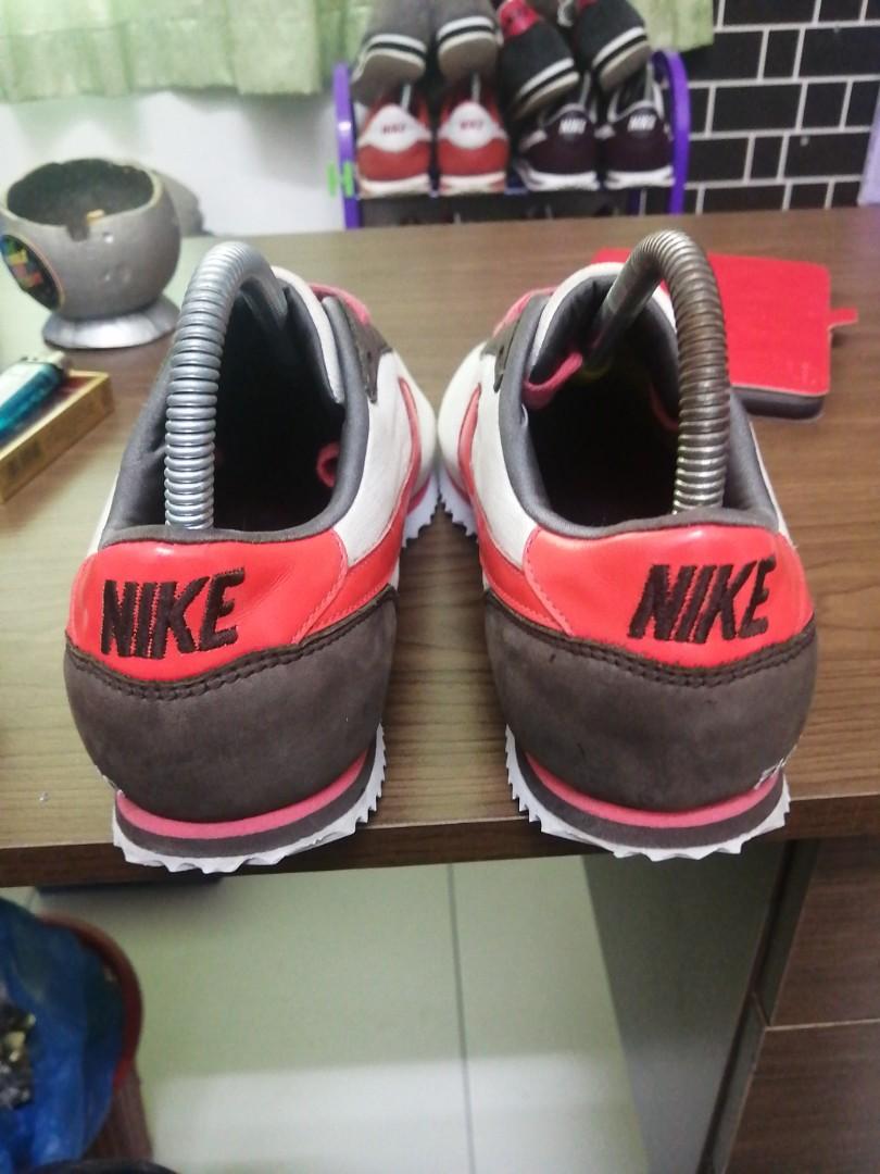 Nike top cortez tag