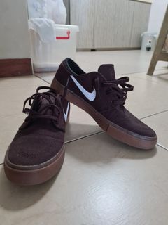 (Category: ) located in . Submitted by chingay11 (Listing ID 1104110045, Image 1). Description: .