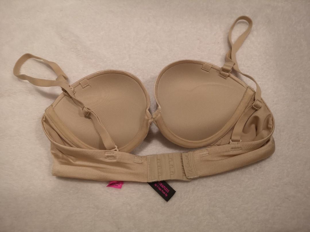 LA'SENZA padded push-up strapless bra Available in size 38B 🔥🔥🔥🔥🔥 Can  I say this bra is a machine🤩 trying to look for