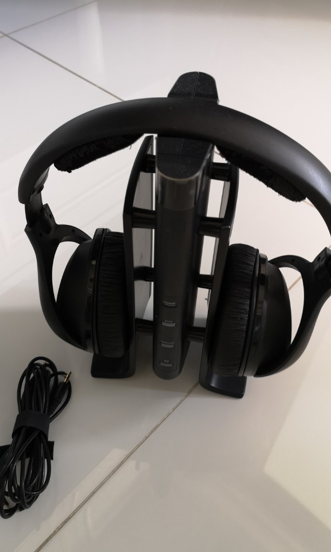 Old Sennheiser RS series wireless headset to give away Audio