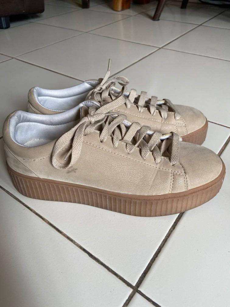 Payless chunky sneakers outlet