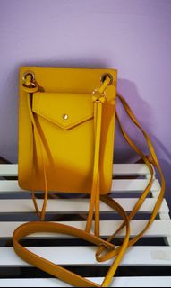 (Category: ) located in . Submitted by gotthings2sell (Listing ID 1104218834, Image 1). Description: .