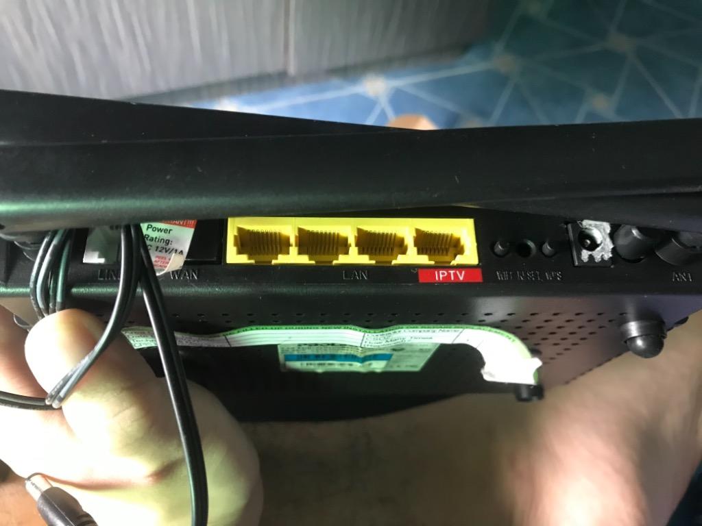 Pldt home fibr router, Computers & Tech, Parts & Accessories ...