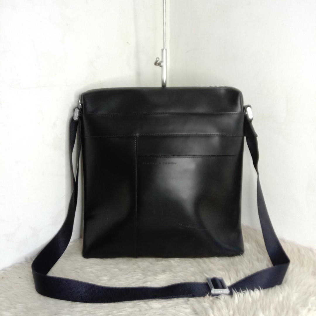 Porsche design best sale messenger bag