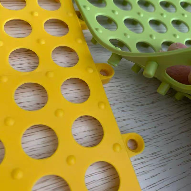 Prevent slipping mat in toilet for baby n elderly, Babies & Kids