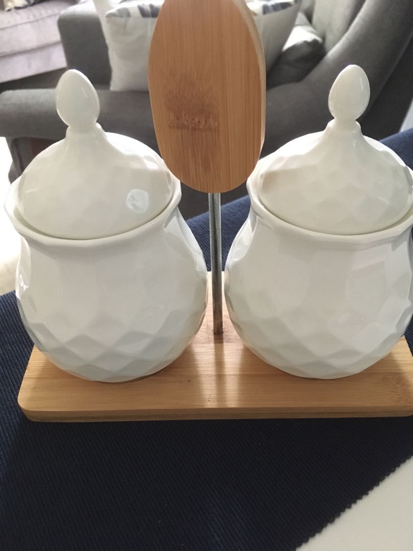 Salt and Pepper keeper, Furniture & Home Living, Kitchenware