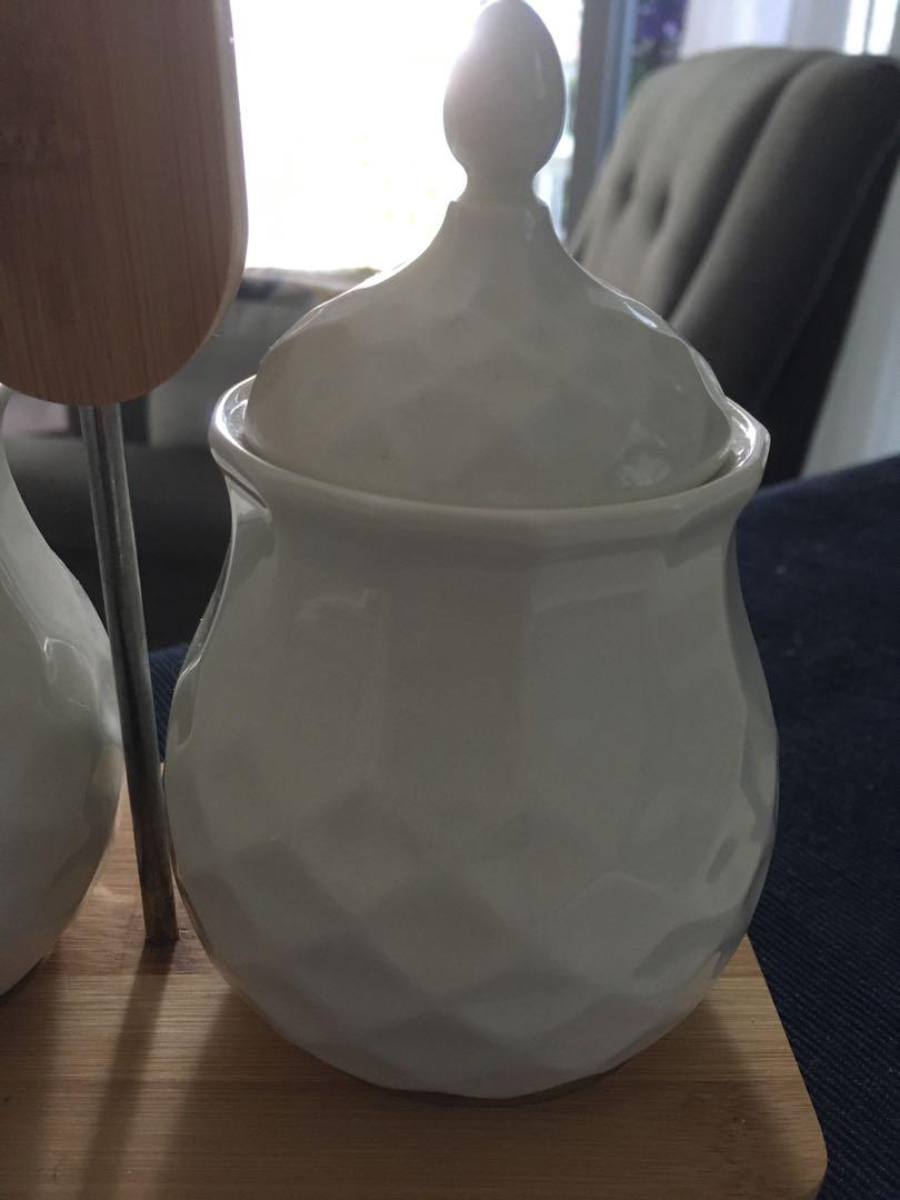 Salt and Pepper keeper, Furniture & Home Living, Kitchenware