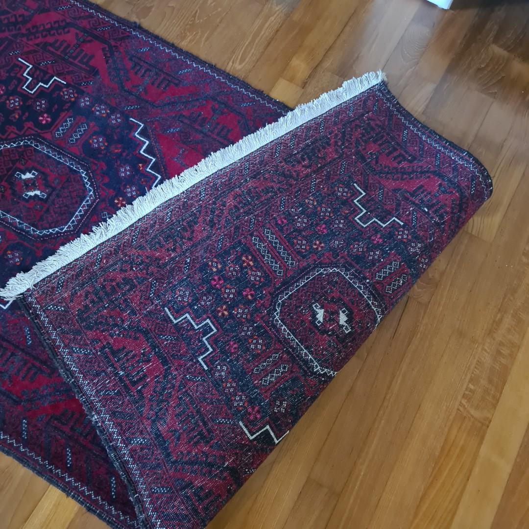 Scarlet red persian rug, Furniture & Home Living, Home Decor, Carpets