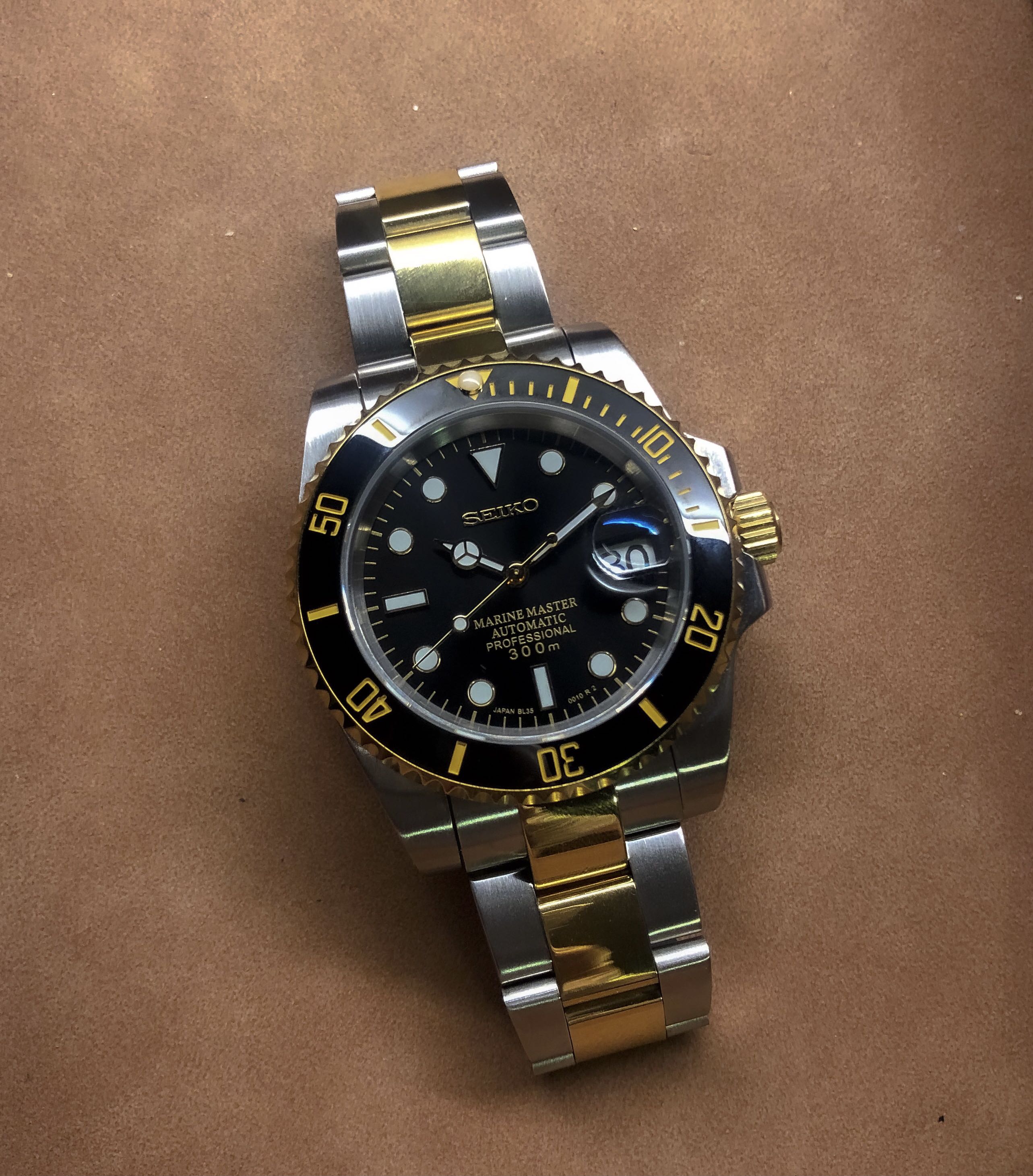 Seiko two tone submariner black gold Luxury Watches on Carousell